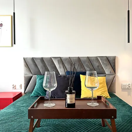Apartament Mieszczanska 25 - Self Check-in 20h - Parking & Lift