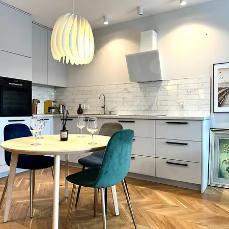 Mieszczanska 25 - Self Check-in 20h - Parking & Lift * Вроцлав